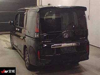 HONDA STEP WAGON 2016