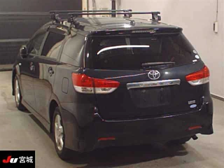 TOYOTA WISH 2010