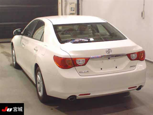 TOYOTA MARK X 2012