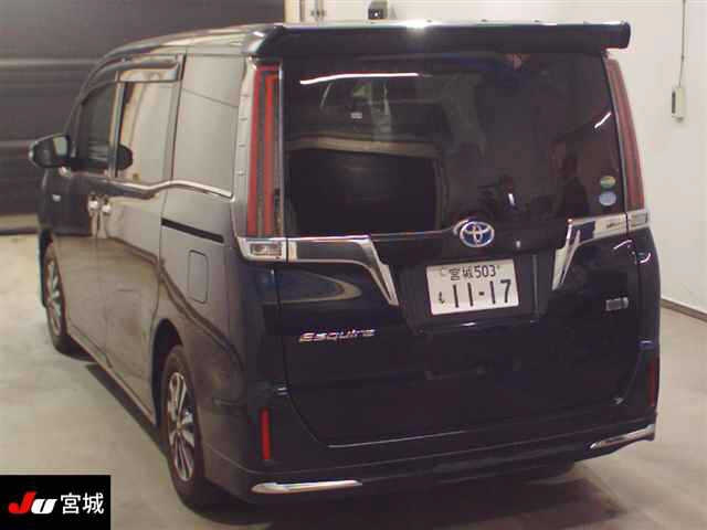 TOYOTA ESQUIRE 2017