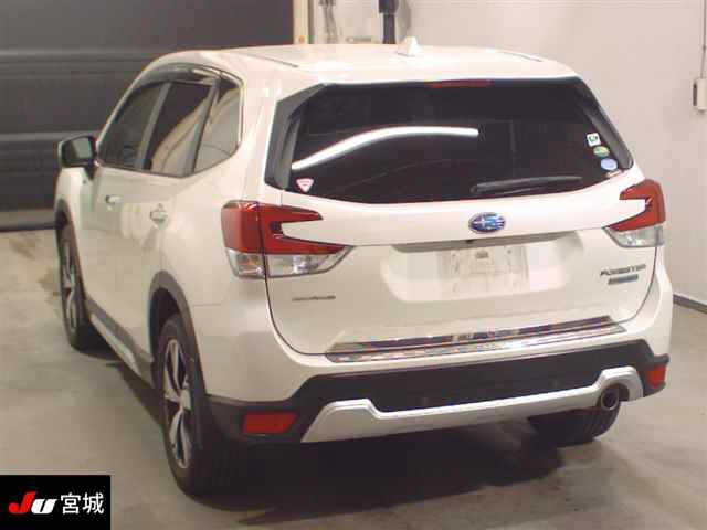 SUBARU FORESTER 2018
