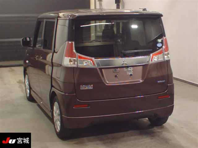 MITSUBISHI DELICA D2 2019