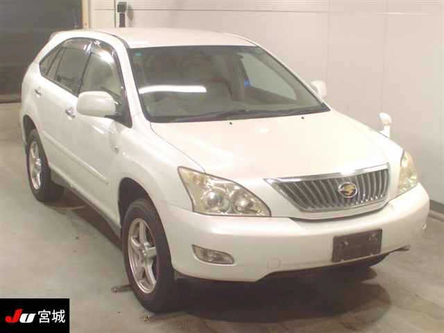 TOYOTA HARRIER 2010