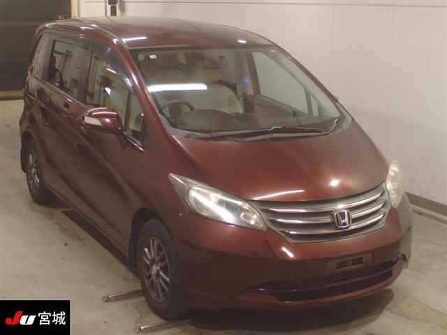 HONDA FREED 2010