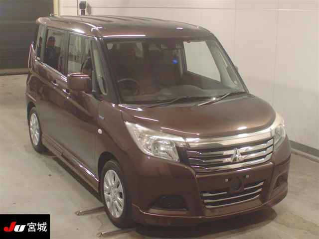 MITSUBISHI DELICA D2 2019