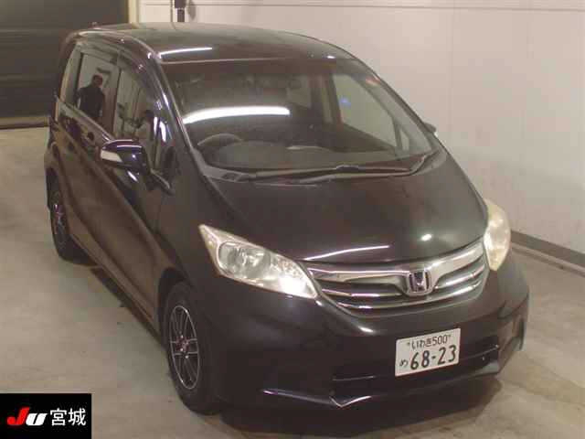HONDA FREED 2012