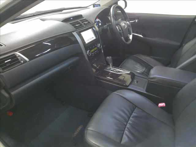 DAIHATSU ALTIS 2014