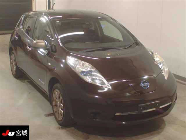 NISSAN LEAF 2014