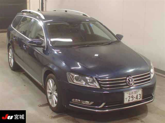 VOLKSWAGEN PASSAT VARIANT 2013