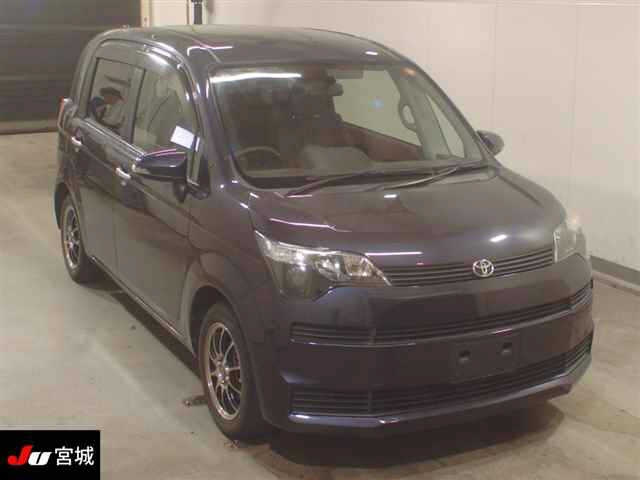 TOYOTA SPADE 2015
