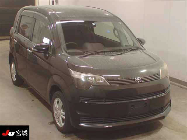 TOYOTA SPADE 2014