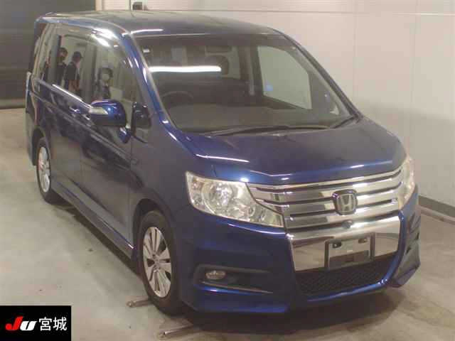 HONDA STEP WAGON 2010