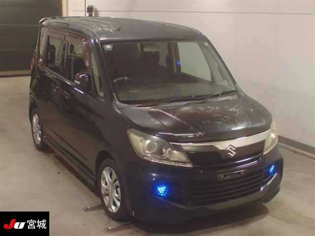 SUZUKI SOLIO 2013