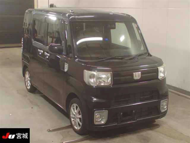 DAIHATSU WAKE 2018