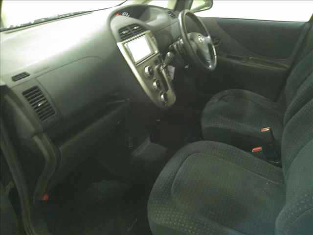 TOYOTA RACTIS 2008