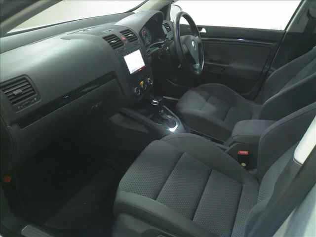VOLKSWAGEN GOLF 2008
