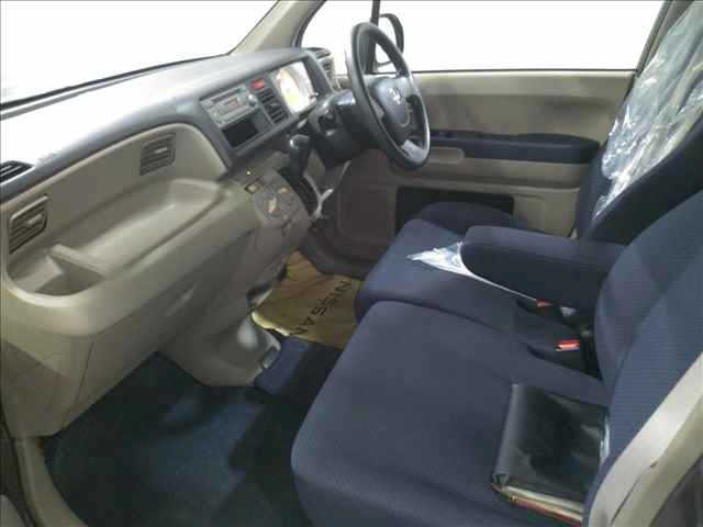 HONDA LIFE 2010