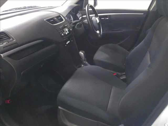 SUZUKI SWIFT 2012