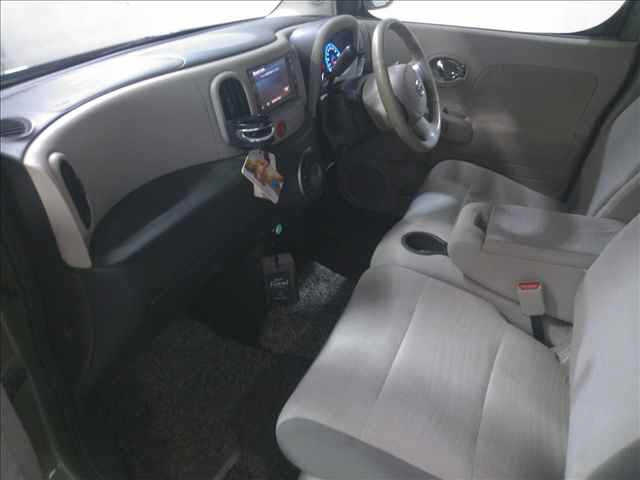 NISSAN CUBE 2010