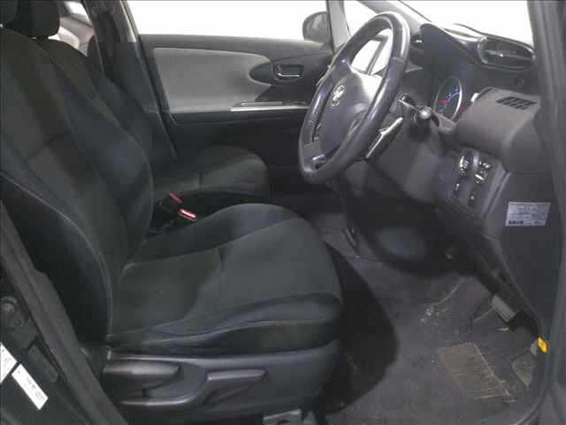 TOYOTA WISH 2009