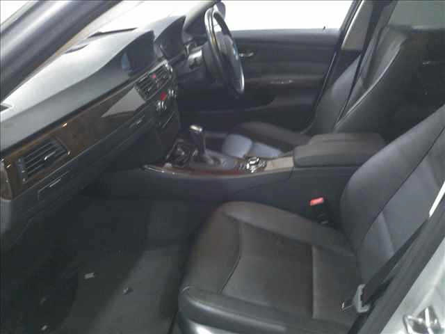 BMW 3 SERIES 2011