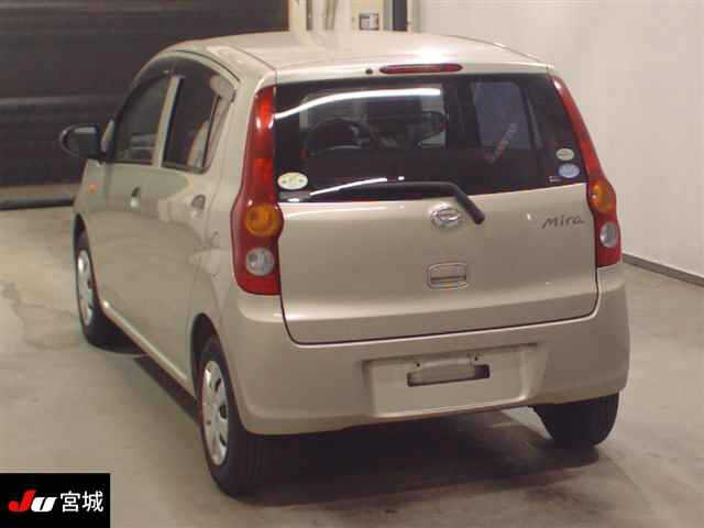 DAIHATSU MIRA 2012