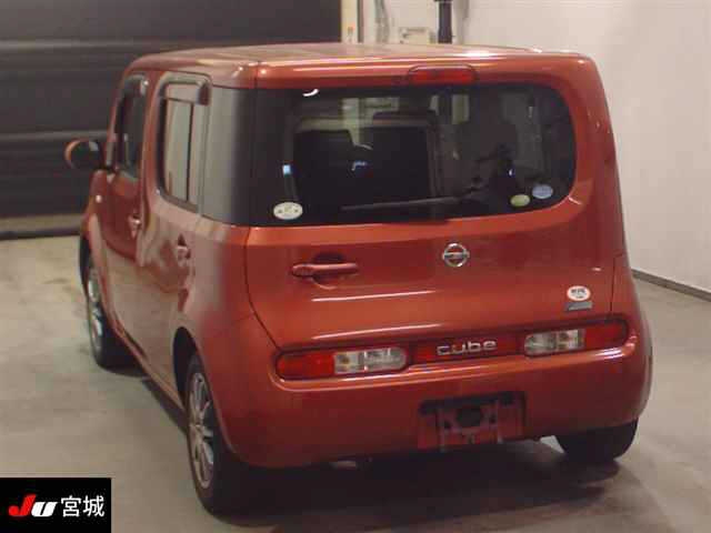 NISSAN CUBE 2011