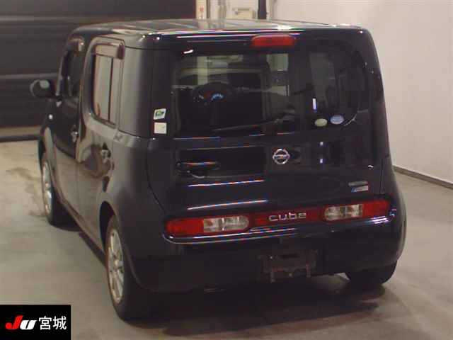 NISSAN CUBE 2010