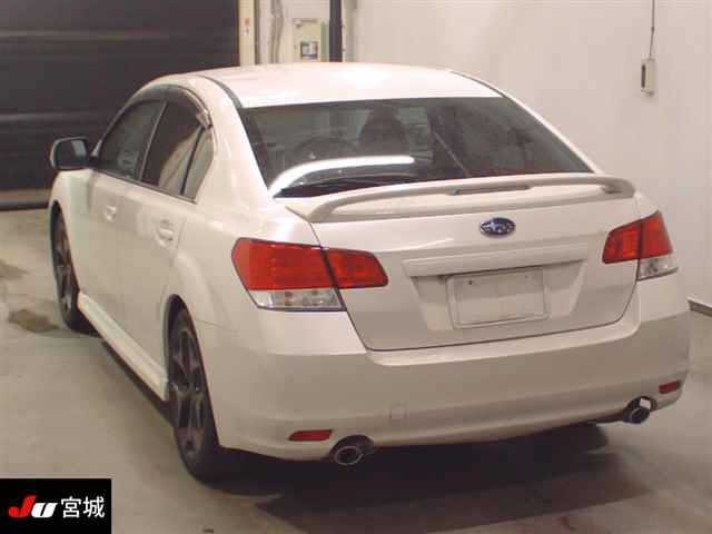 SUBARU LEGACY B4 2010