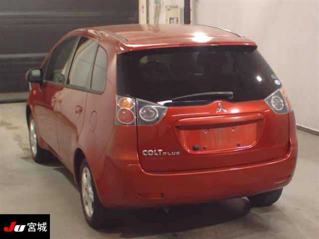 MITSUBISHI COLT PLUS 2010