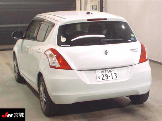 SUZUKI SWIFT 2012