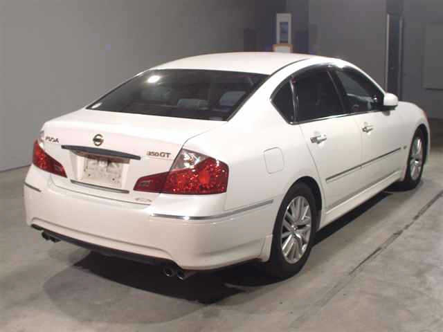NISSAN FUGA 2009