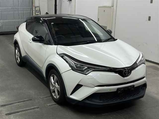 TOYOTA C-HR 2019