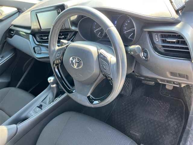 TOYOTA C-HR 2019