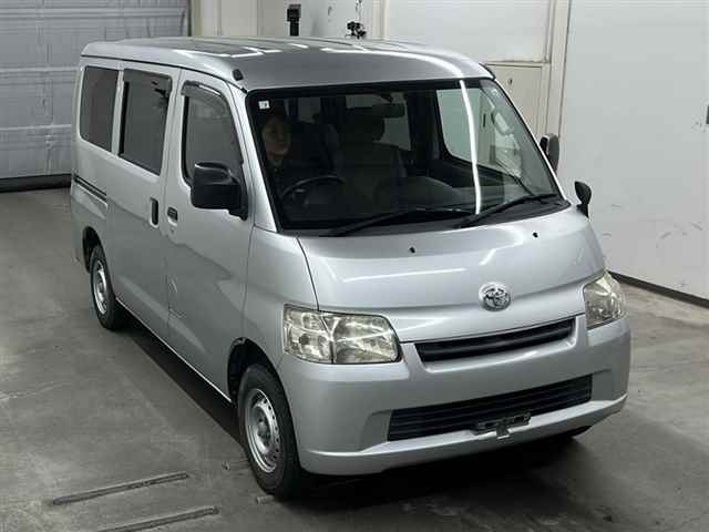 TOYOTA LITE ACE VAN 2017