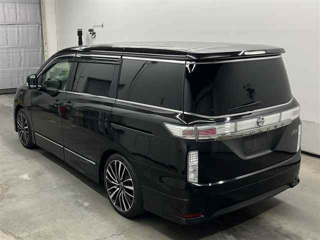 NISSAN ELGRAND 2014