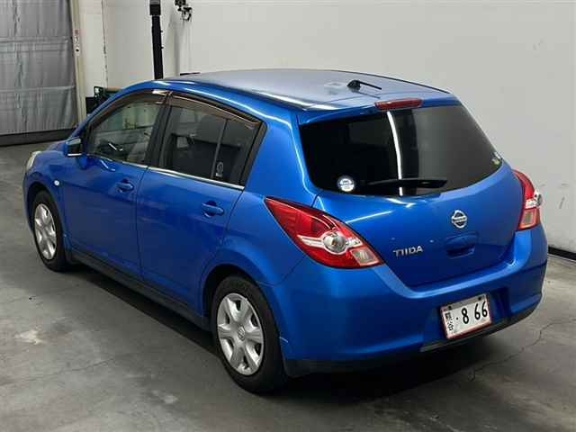 NISSAN TIIDA 2008