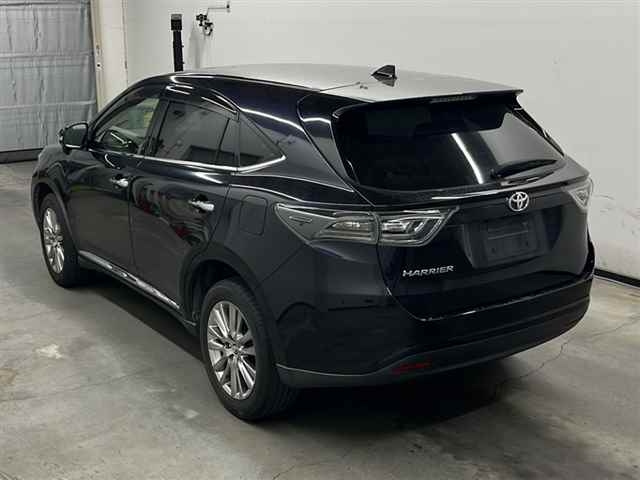 TOYOTA HARRIER 2015