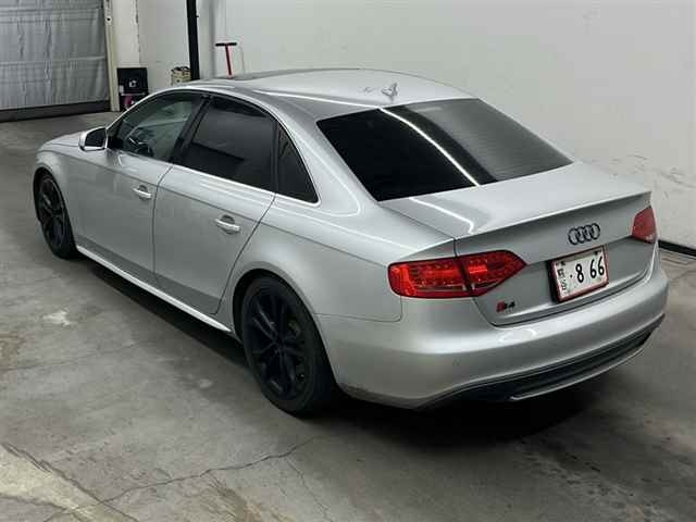 AUDI S4 2010