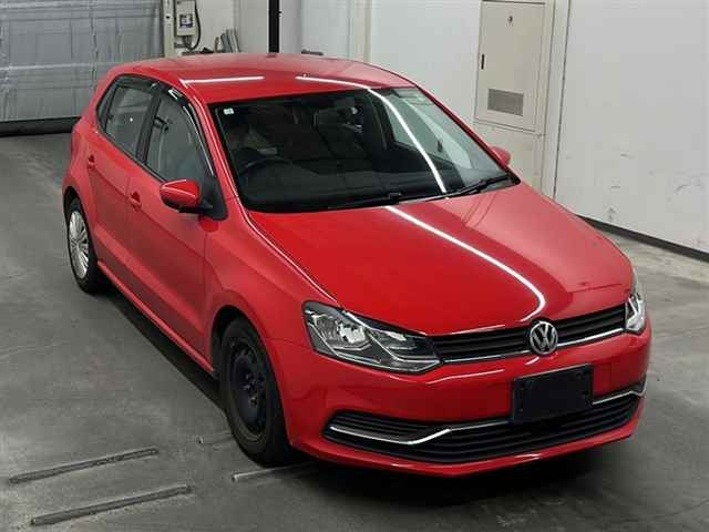VOLKSWAGEN POLO 2014