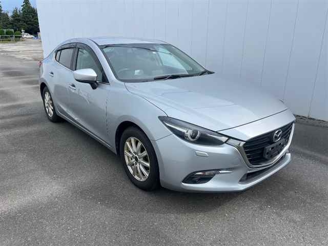 MAZDA AXELA 2018