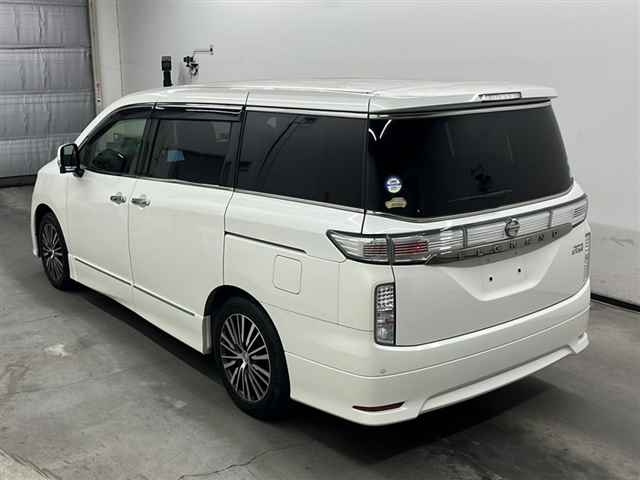 NISSAN ELGRAND 2014