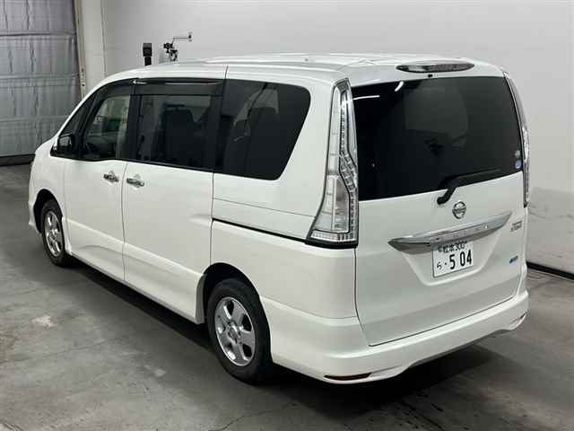 NISSAN SERENA 2014