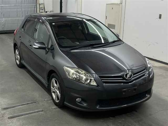 TOYOTA AURIS 2010
