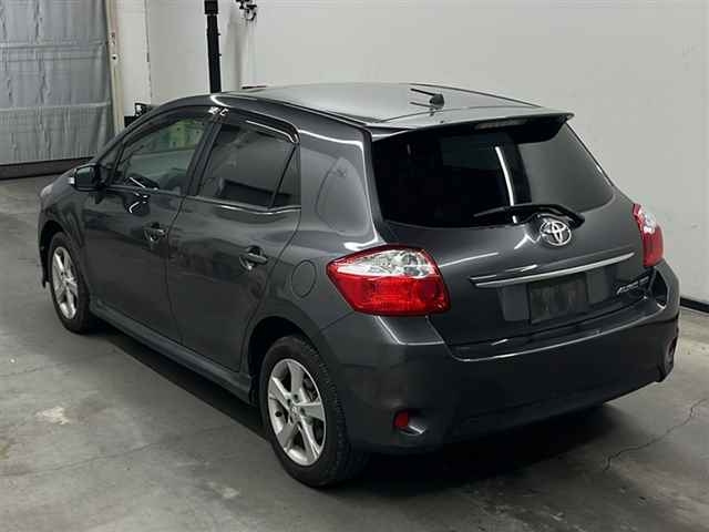 TOYOTA AURIS 2010