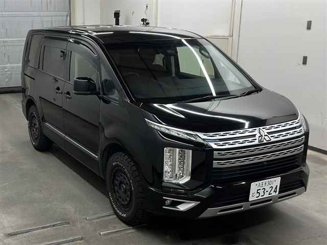 MITSUBISHI DELICA D5 2019
