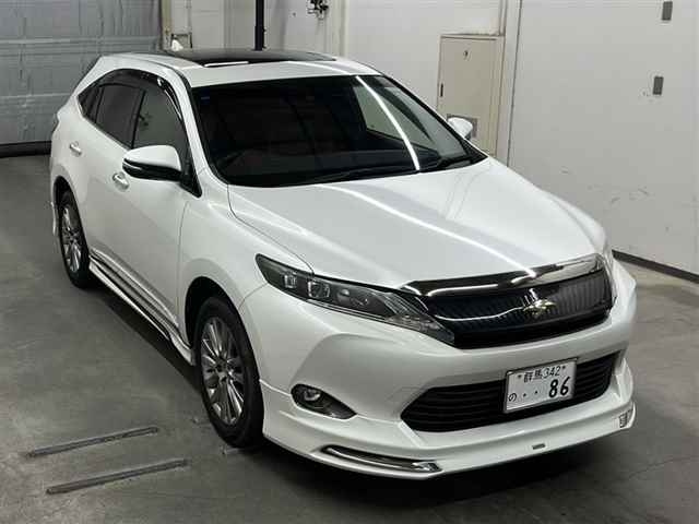 TOYOTA HARRIER 2015