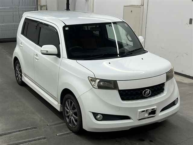 TOYOTA BB 2008
