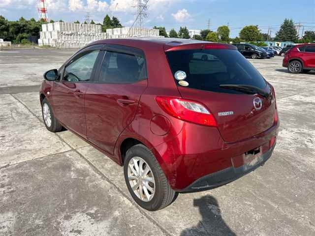 MAZDA DEMIO 2011