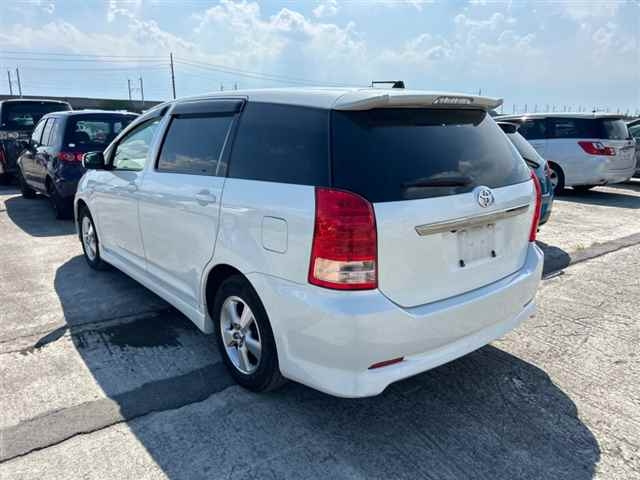 TOYOTA WISH 2008